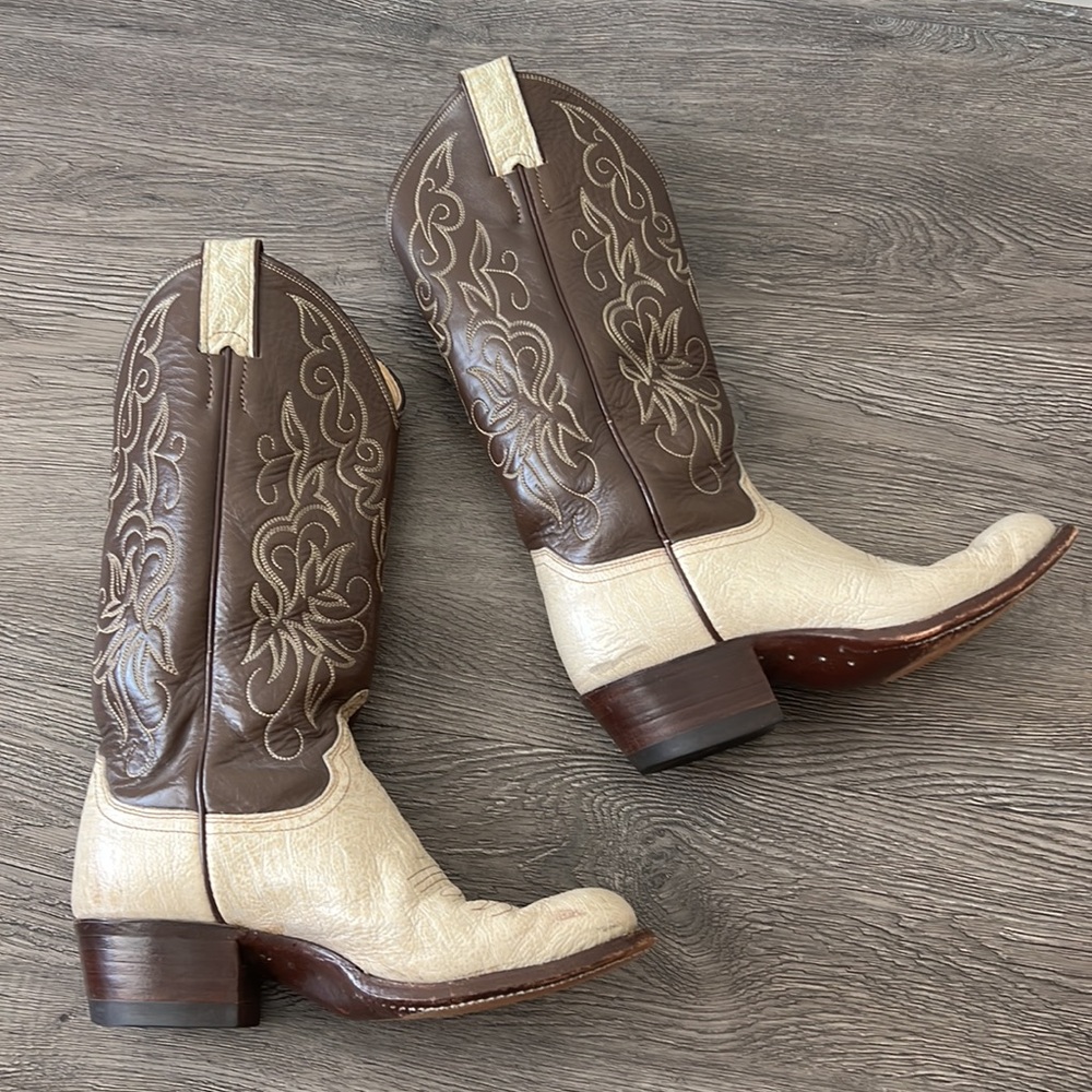Justin Cowgirl Boots size 6